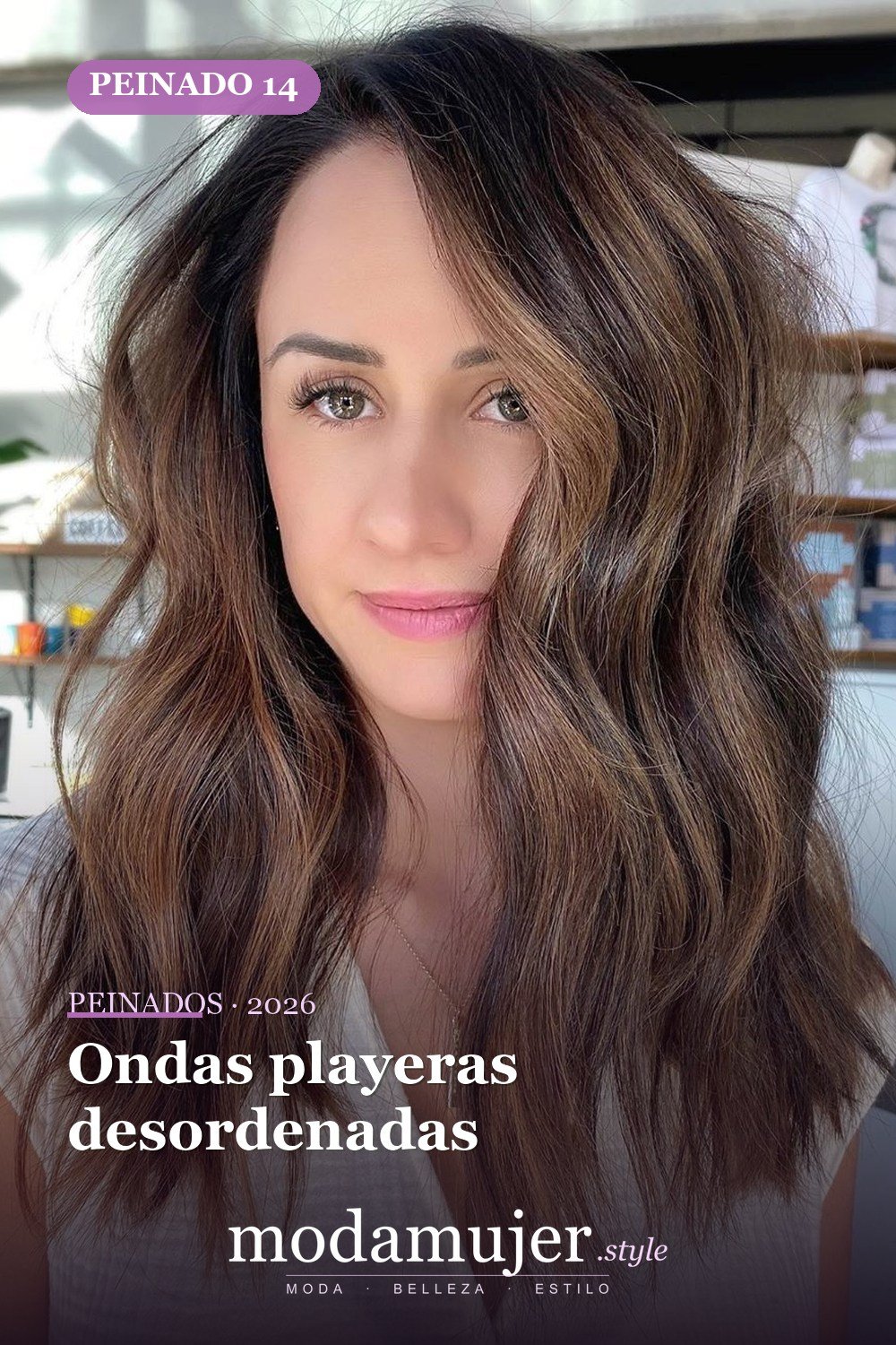 Ondas playeras desordenadas — 30 mejores peinados para grandes frentes que definitivamente funcionan