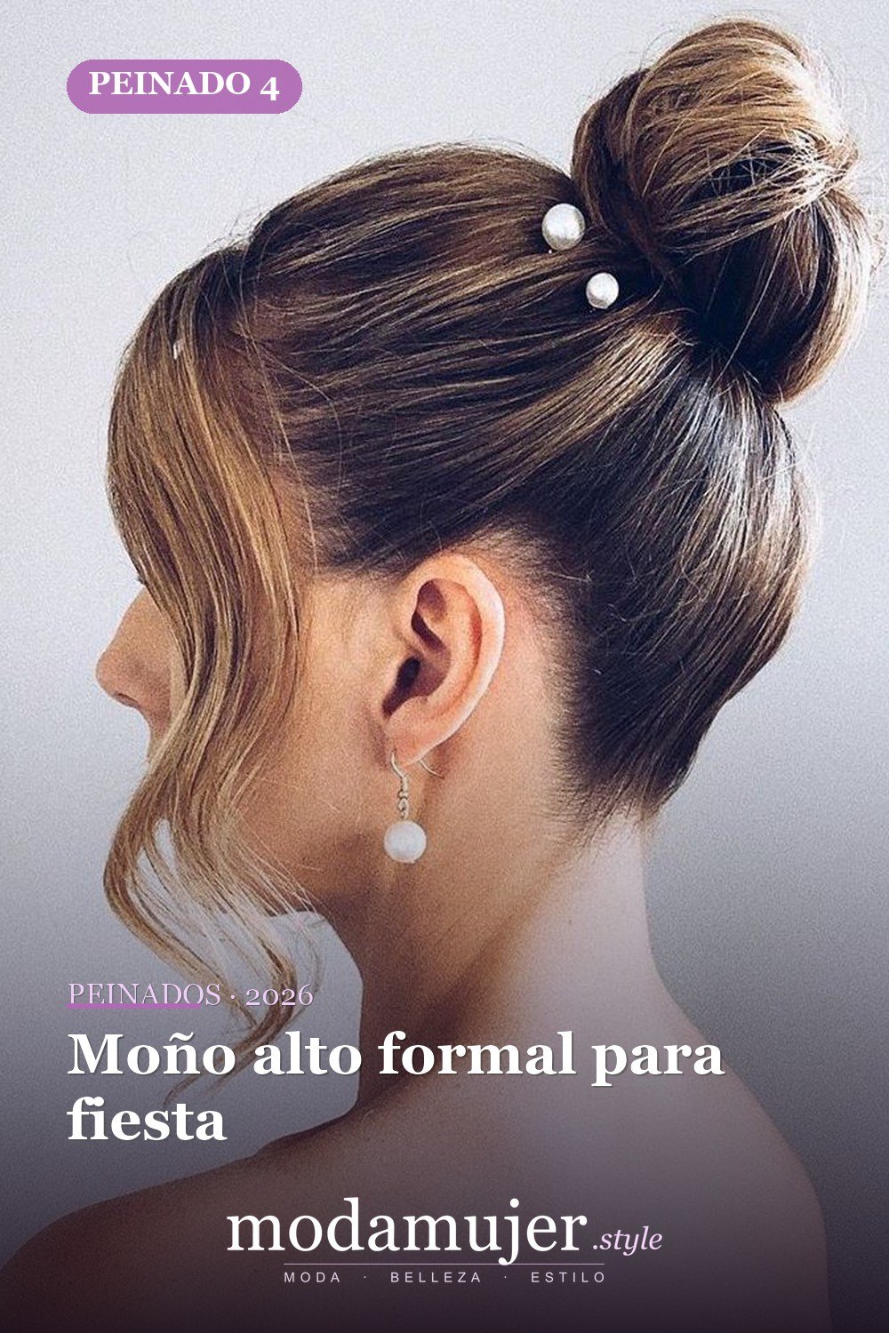 Moño alto formal para fiesta — 30 Updos para cabello corto que te harán sentir inspirada y segura en 2026