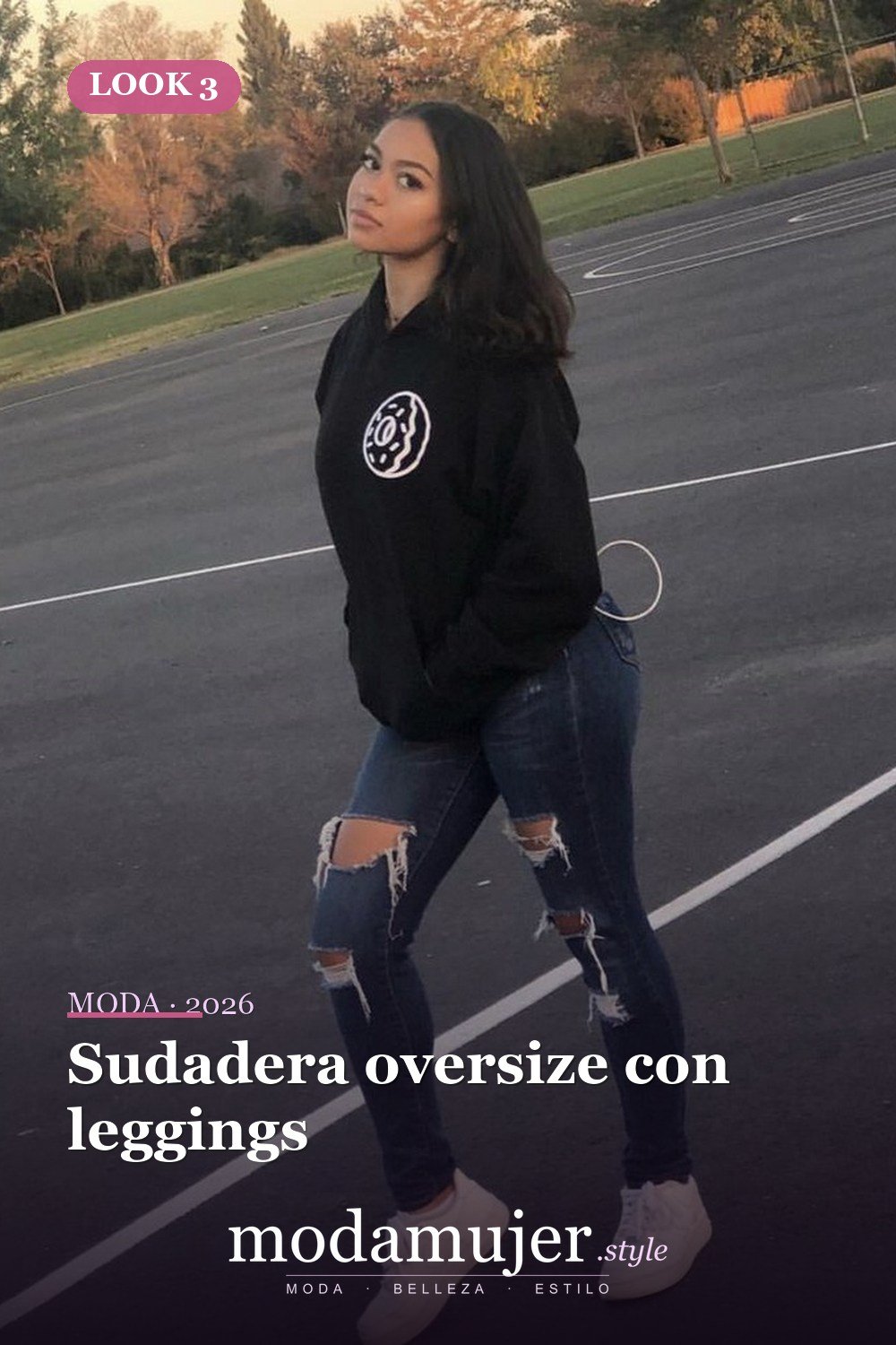 Sudadera oversize con leggings — 31 trajes de moda casual de invierno lindos para chica adolescente 2026