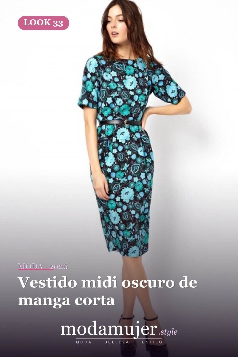 Vestido midi oscuro de manga corta — 33 trajes de mujer con estampados florales para la oficina