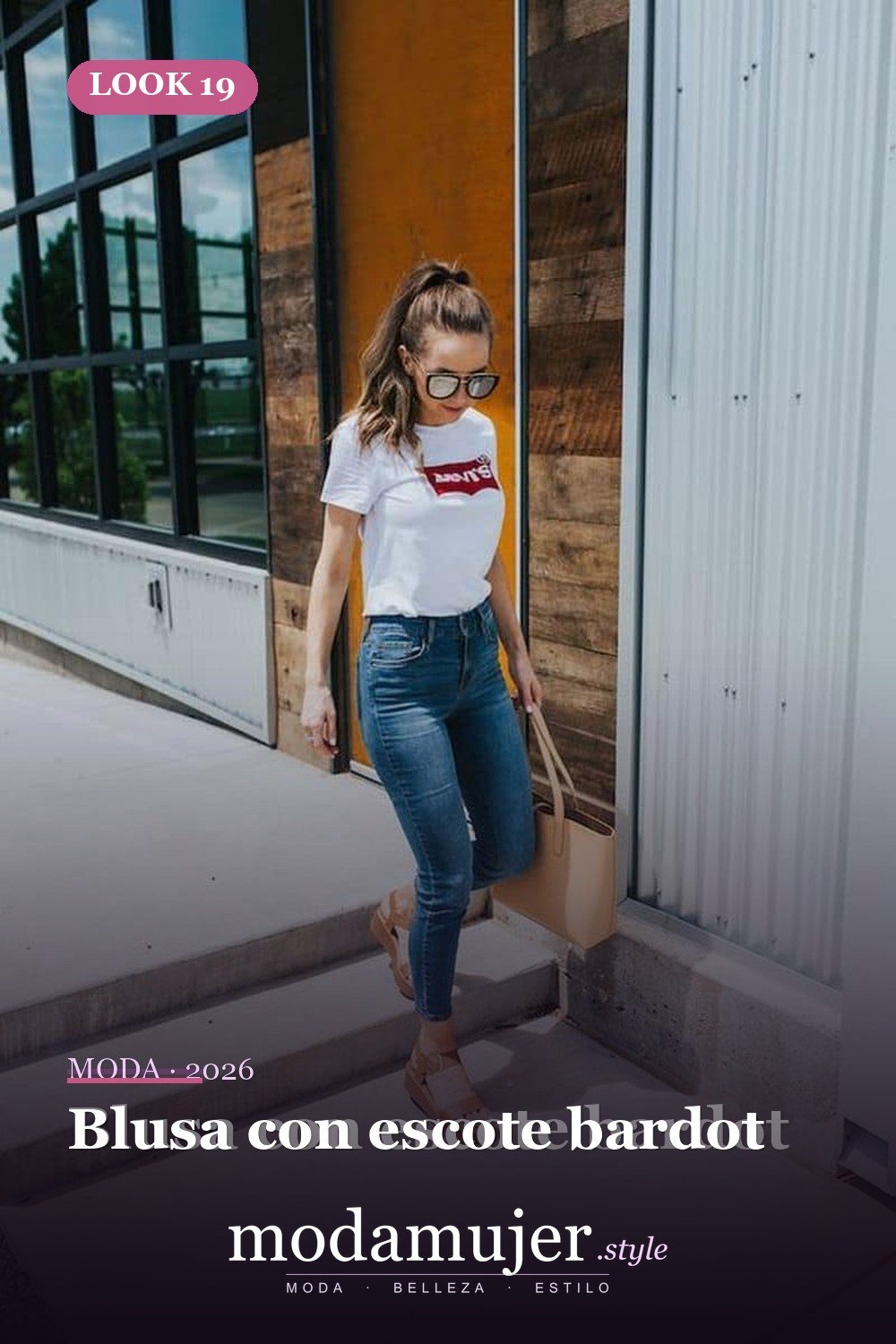 Blusa con escote bardot — 34 conjuntos casuales de verano para mujeres con pantalones vaqueros