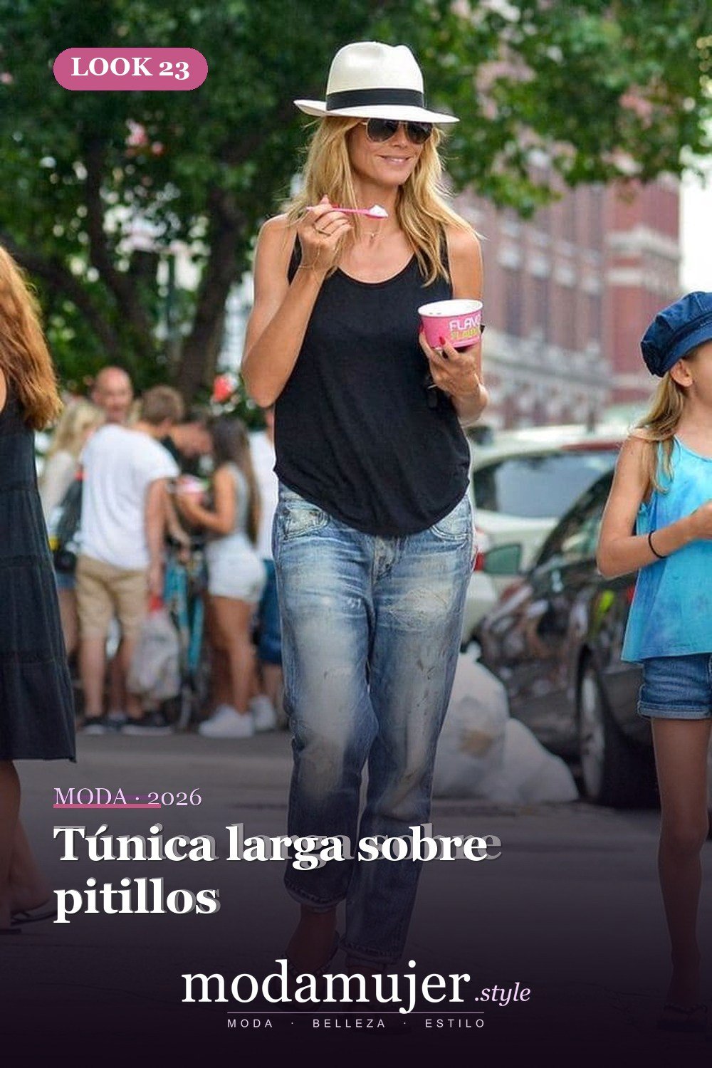 Túnica larga sobre pitillos — 34 conjuntos casuales de verano para mujeres con pantalones vaqueros