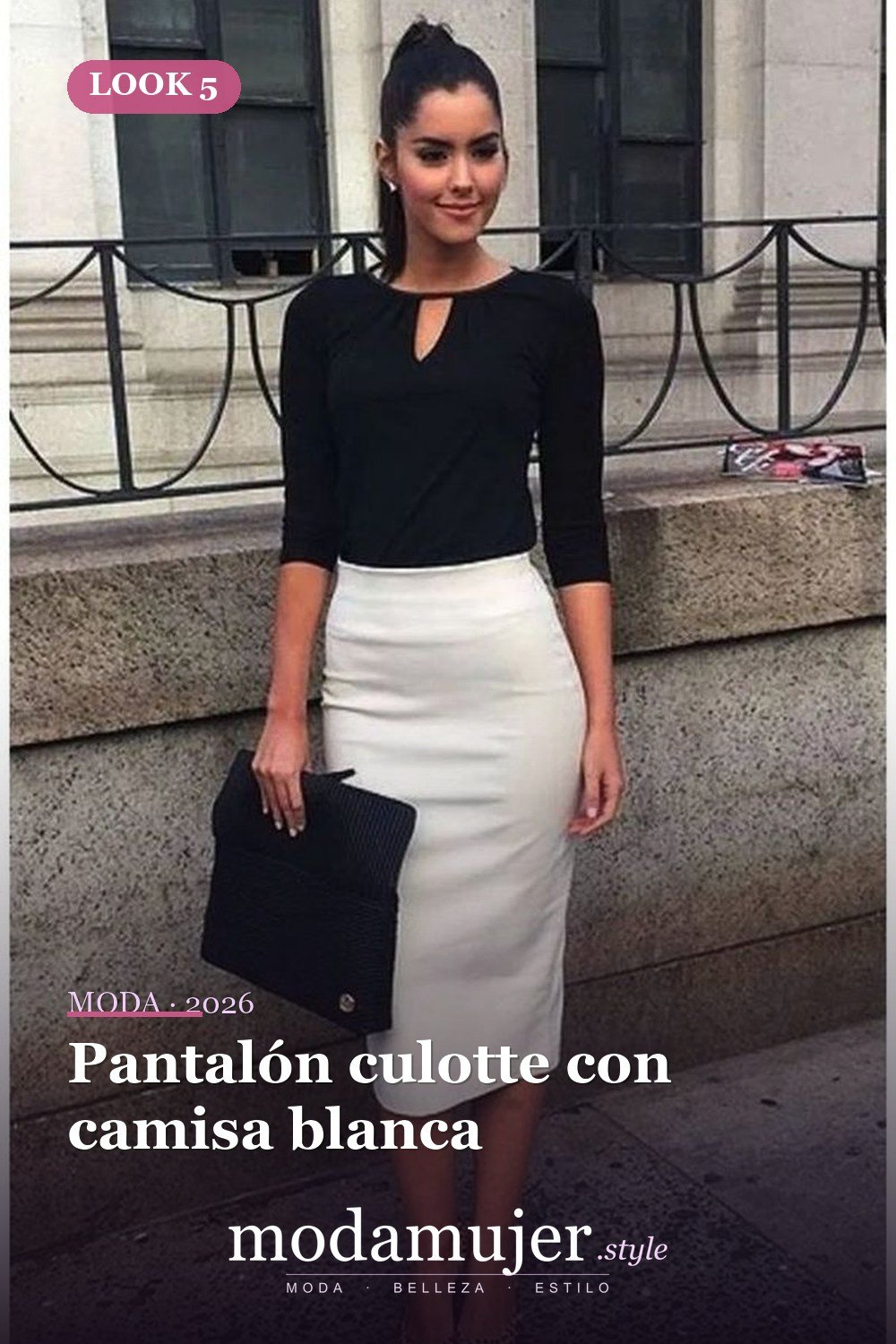 Pantalón culotte con camisa blanca — 34 outfits de oficina cómodos y elegantes para mujer en 2026