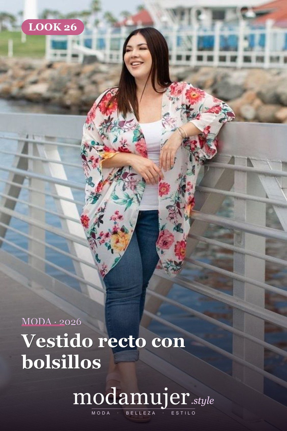 Vestido recto con bolsillos — 35 ideas de trajes casuales de primavera para mujeres de talla grande