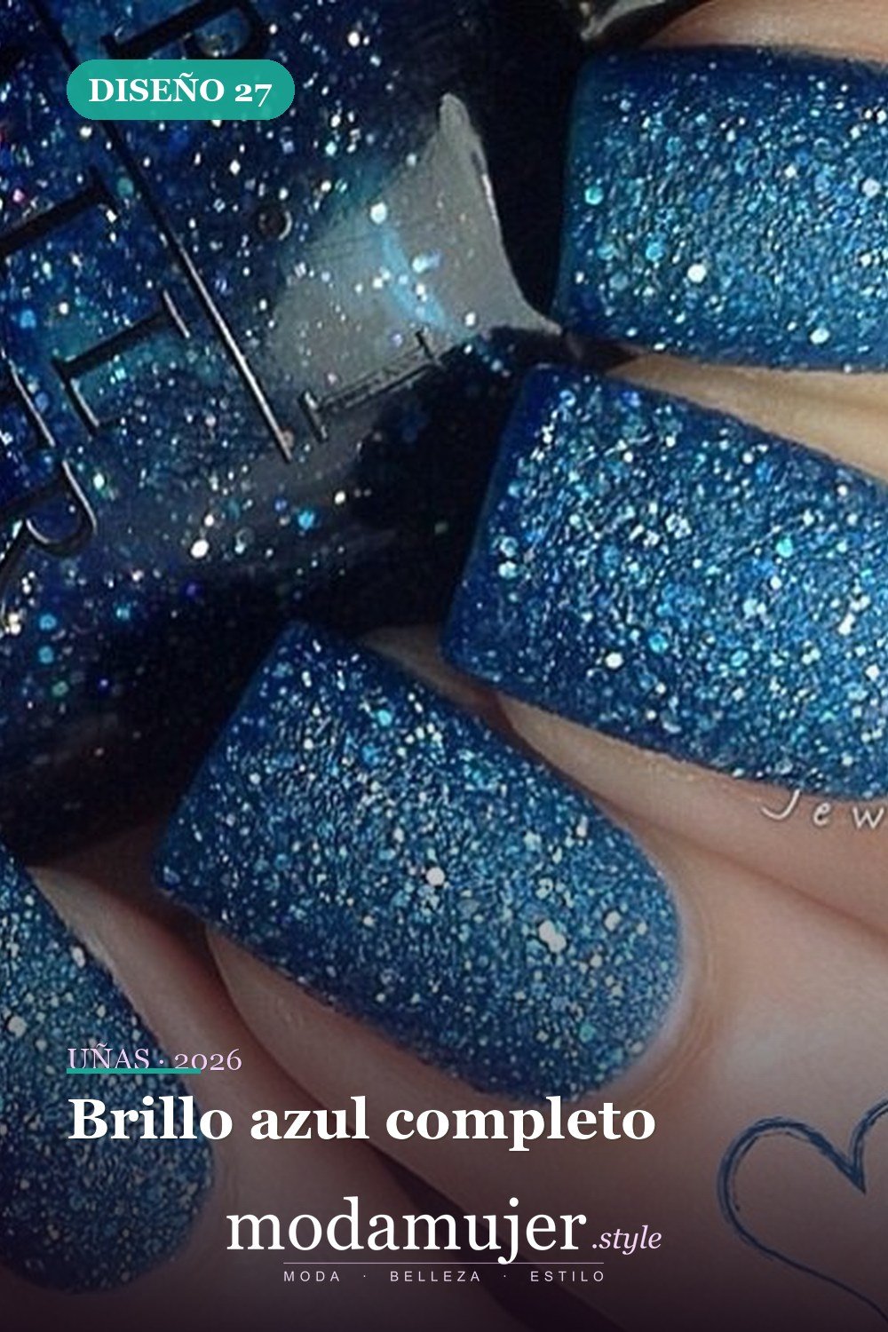 Brillo azul completo — 35 increíbles diseños de uñas con brillo para 2026