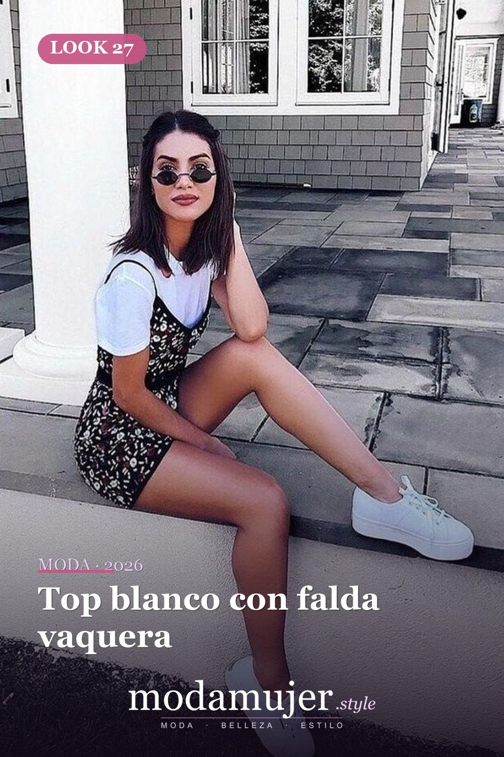 Top blanco con falda vaquera — 35 ideas de trajes casuales populares este verano