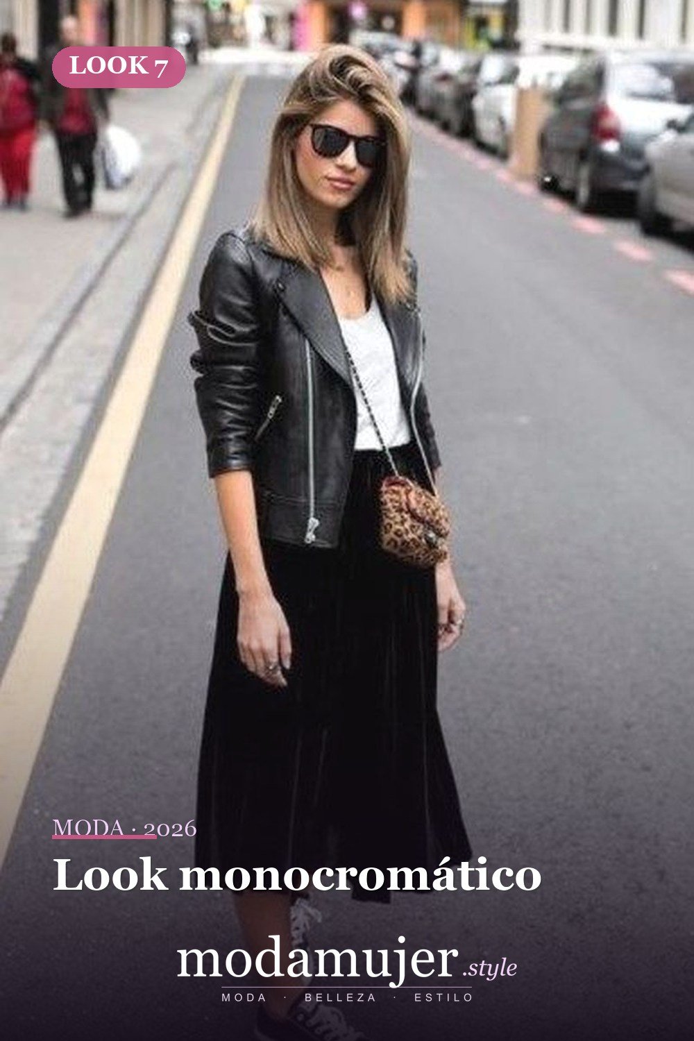 Look monocromático — 35 trajes casuales de primavera para mujer con faldas midi