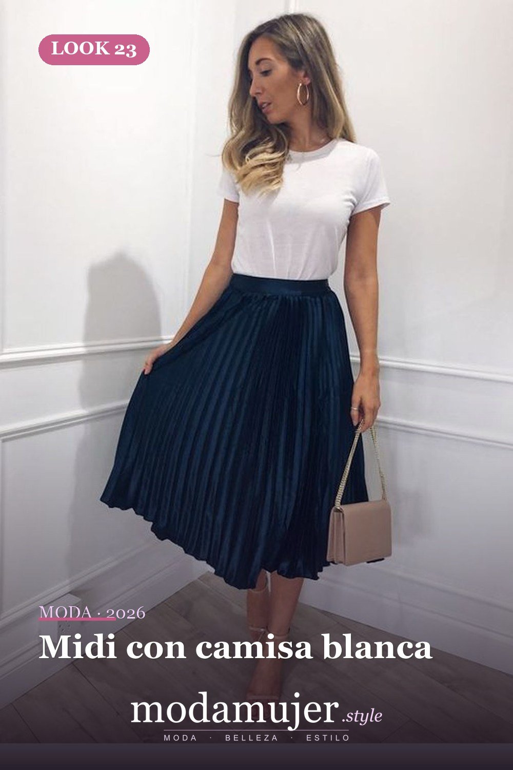 Midi con camisa blanca — 35 trajes casuales de primavera para mujer con faldas midi