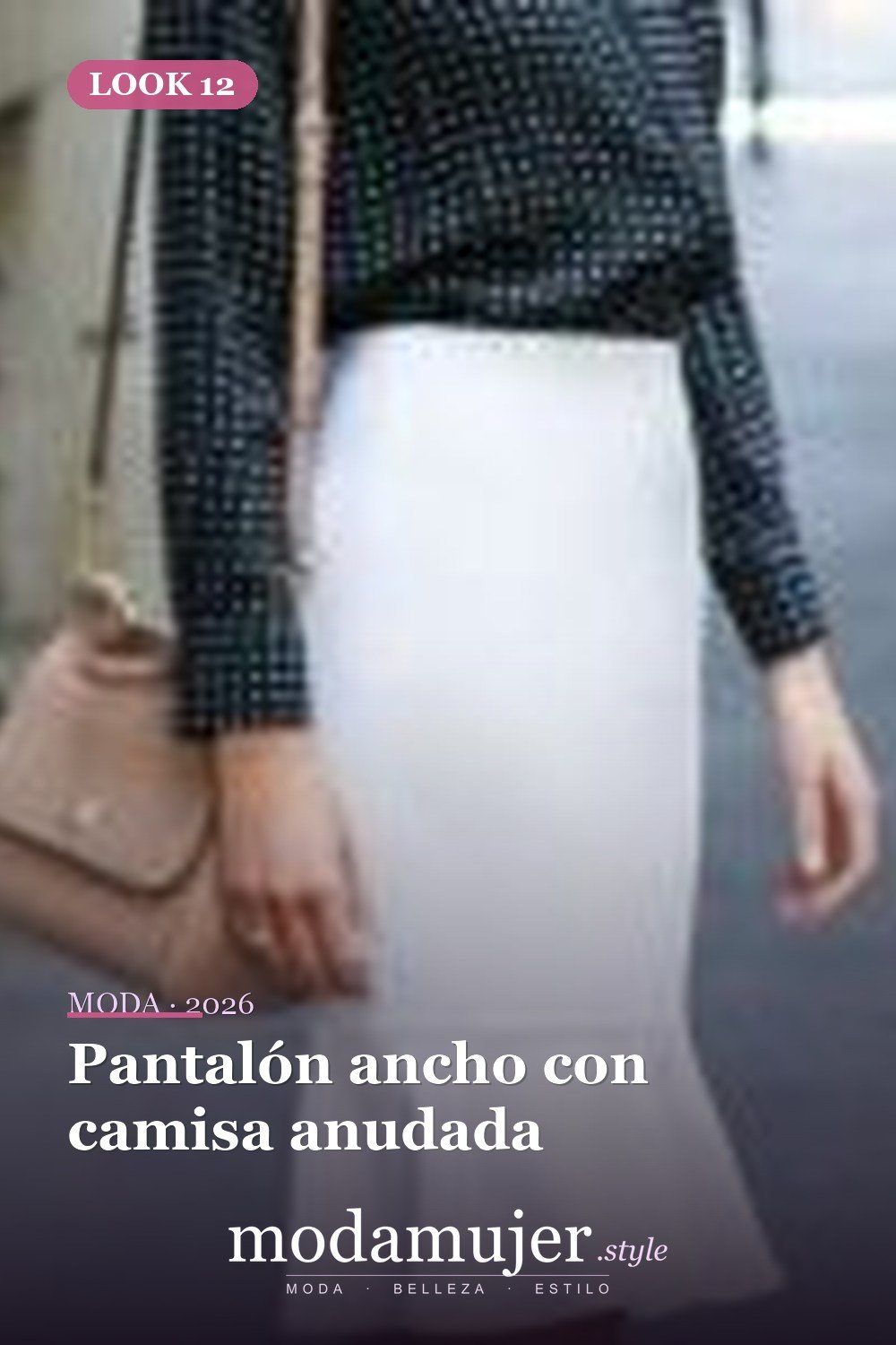 Pantalón ancho con camisa anudada — 35 trajes de trabajo profesionales de verano para mujeres profesionales