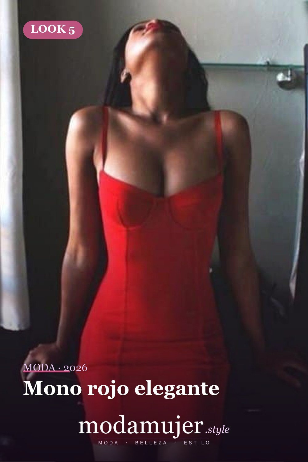 Mono rojo elegante — 35 trajes rojos para usar antes de los 30
