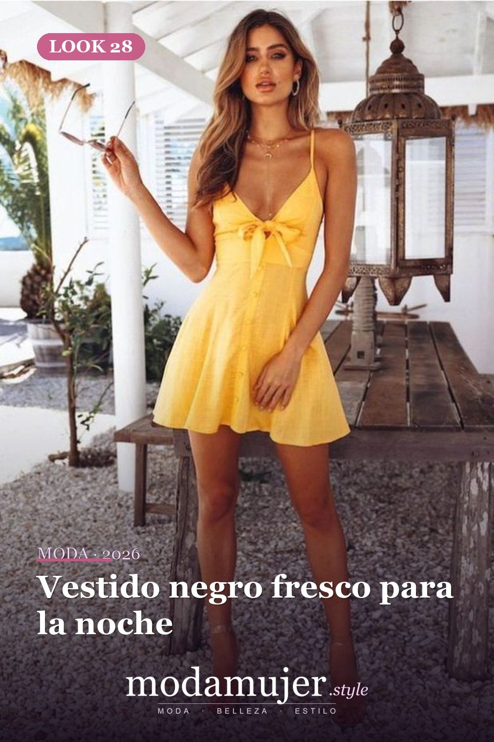 Vestido negro fresco para la noche — 35 vestidos casuales de verano para mujeres