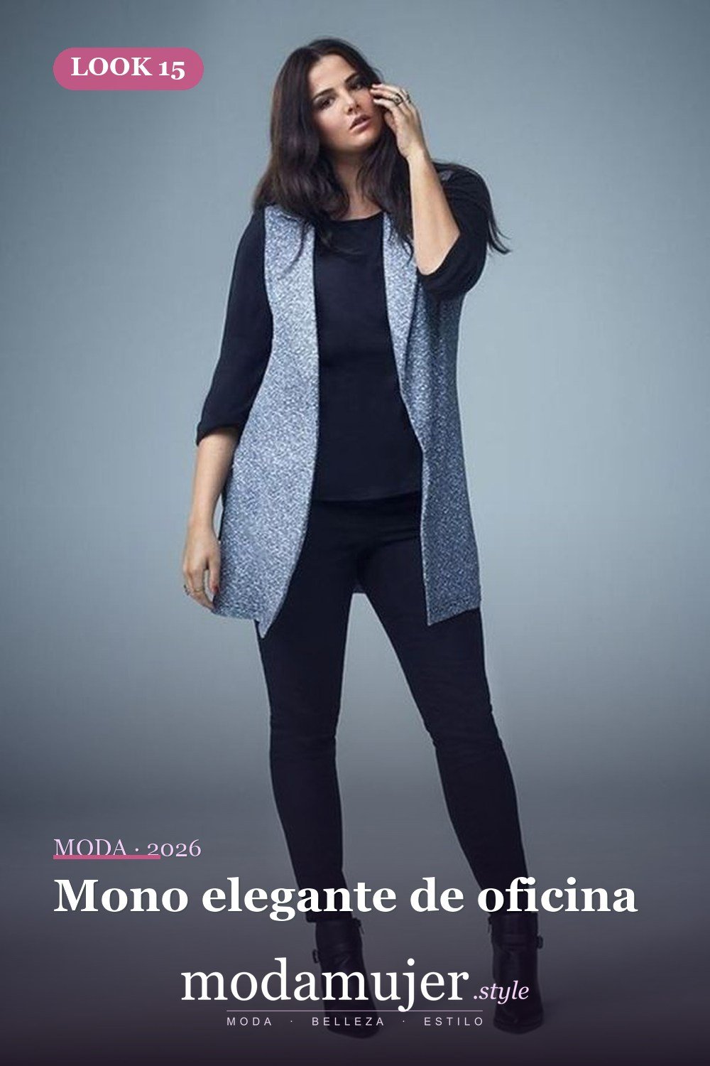 Mono elegante de oficina — 36 ideas de atuendos de trabajo profesional para mujeres de talla grande