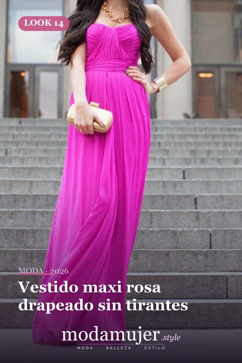 Vestido maxi rosa drapeado sin tirantes — 37 trajes de fiesta de verano sexys y elegantes para mujer