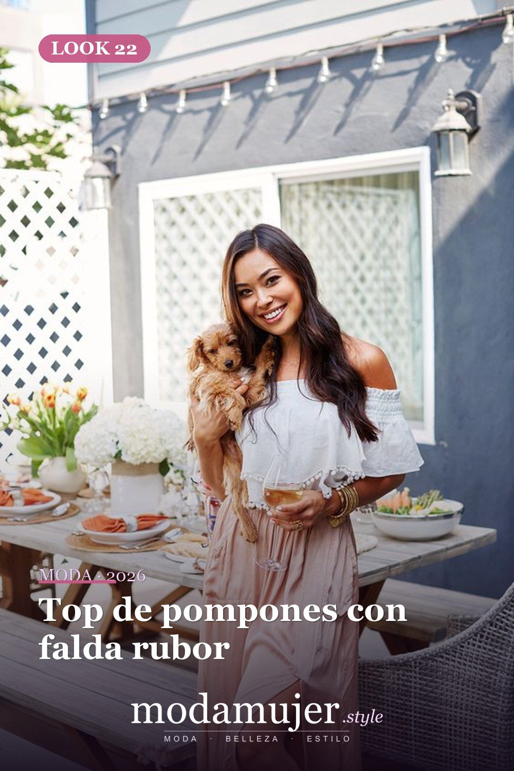 Top de pompones con falda rubor — 37 trajes de fiesta de verano sexys y elegantes para mujer