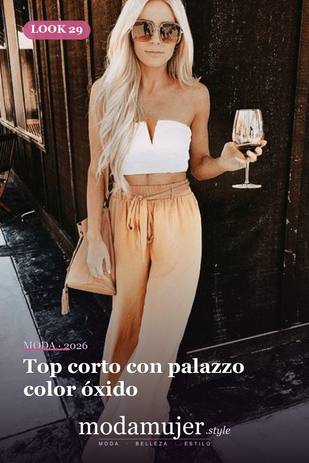 Top corto con palazzo color óxido — 37 trajes de fiesta de verano sexys y elegantes para mujer