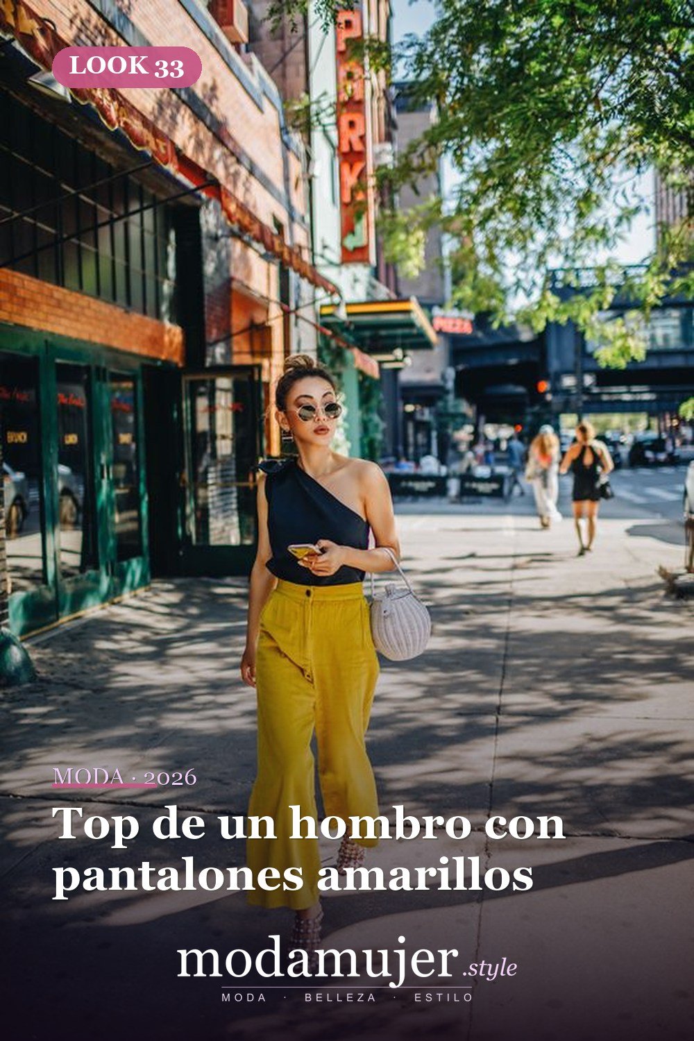 Top de un hombro con pantalones amarillos — 37 trajes de fiesta de verano sexys y elegantes para mujer