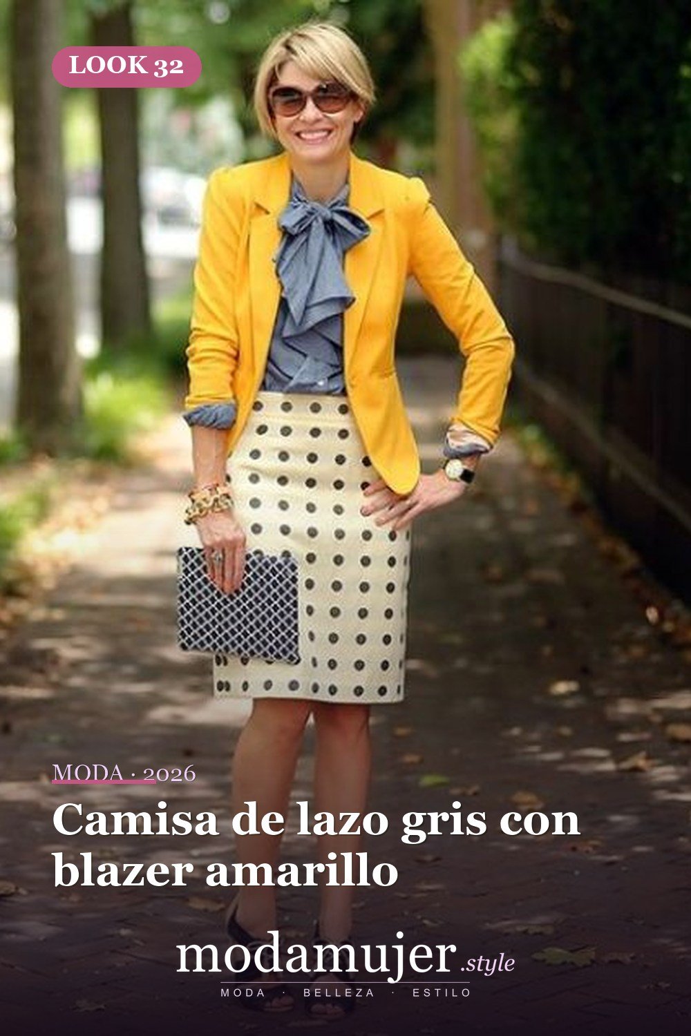 Camisa de lazo gris con blazer amarillo — 38 atuendos de trabajo llamativos para primavera y verano 2026