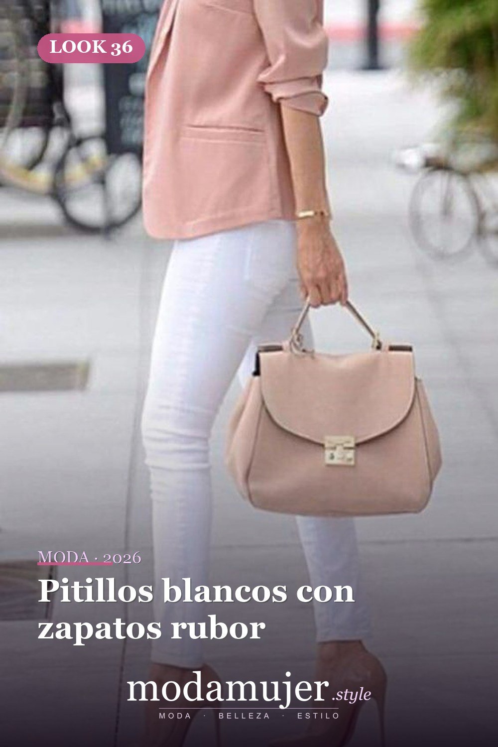 Pitillos blancos con zapatos rubor — 38 atuendos de trabajo llamativos para primavera y verano 2026