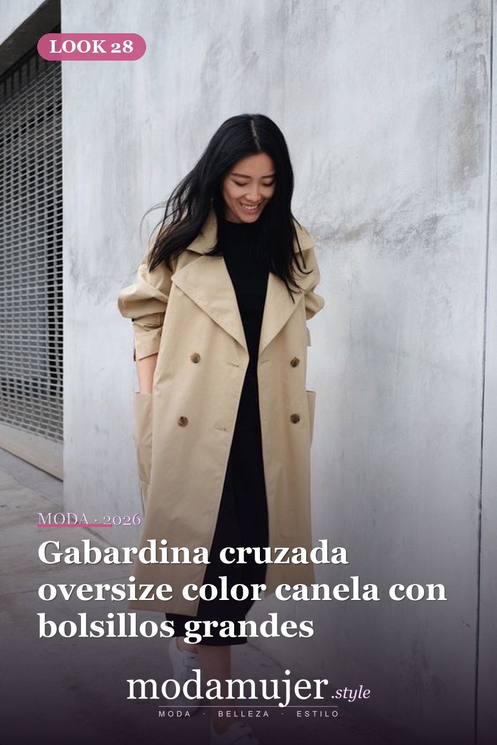 Gabardina cruzada oversize color canela con bolsillos grandes — 38 gabardinas geniales para llevar esta primavera