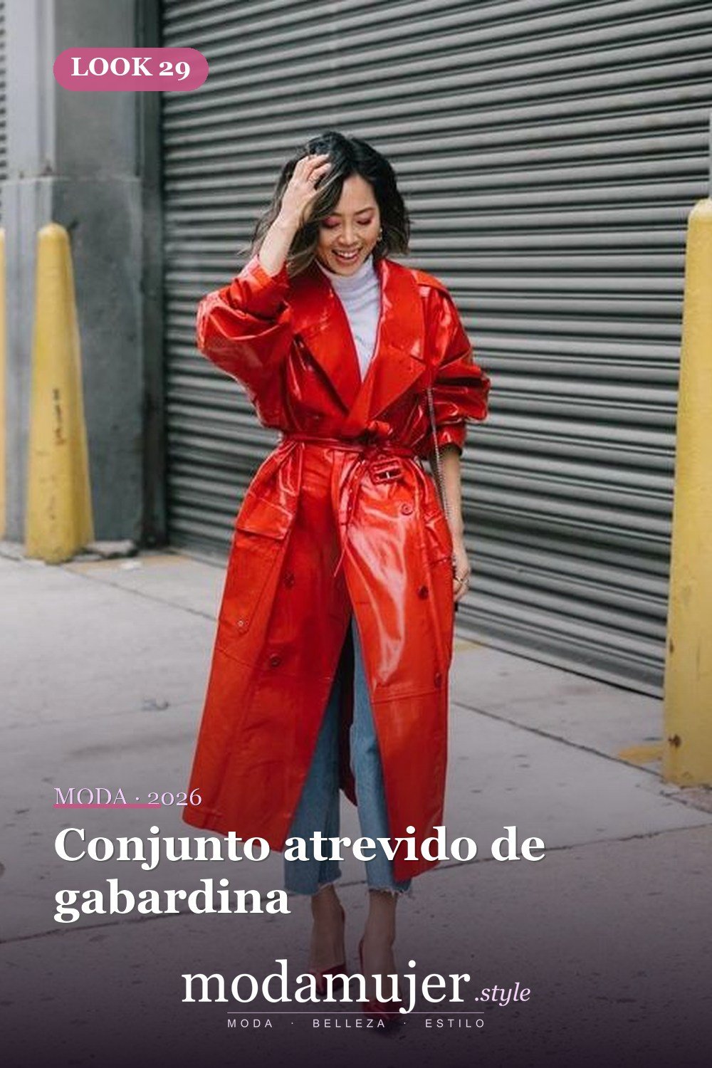 Conjunto atrevido de gabardina — 38 gabardinas geniales para llevar esta primavera