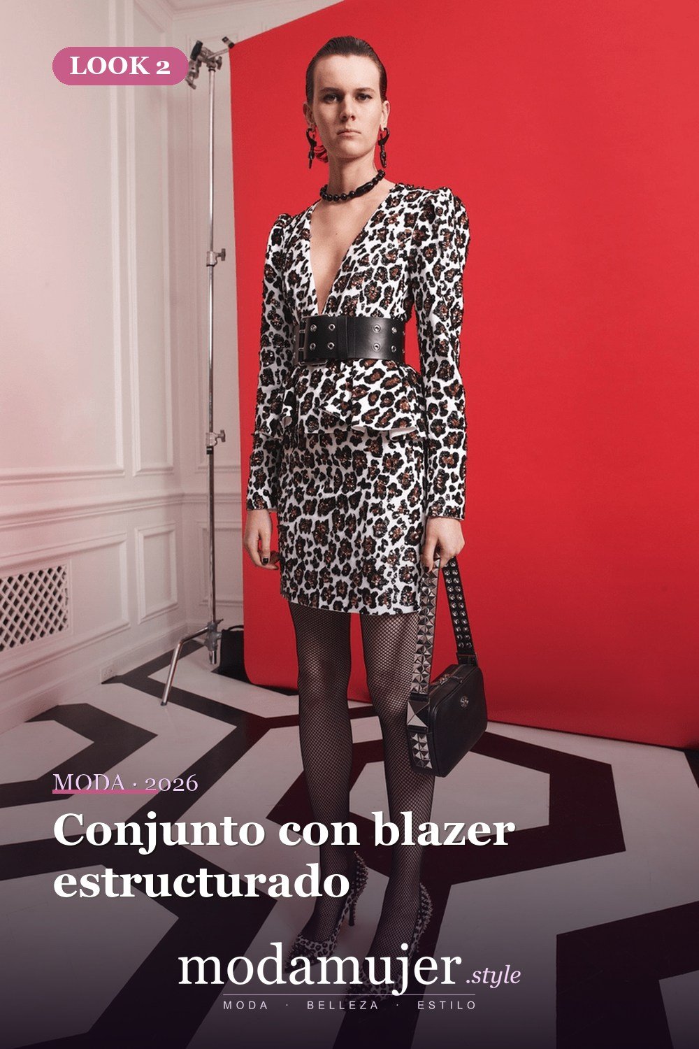 Conjunto con blazer estructurado — 38 trajes de trabajo de primavera elegantes y favorecedores para mujeres en 2026