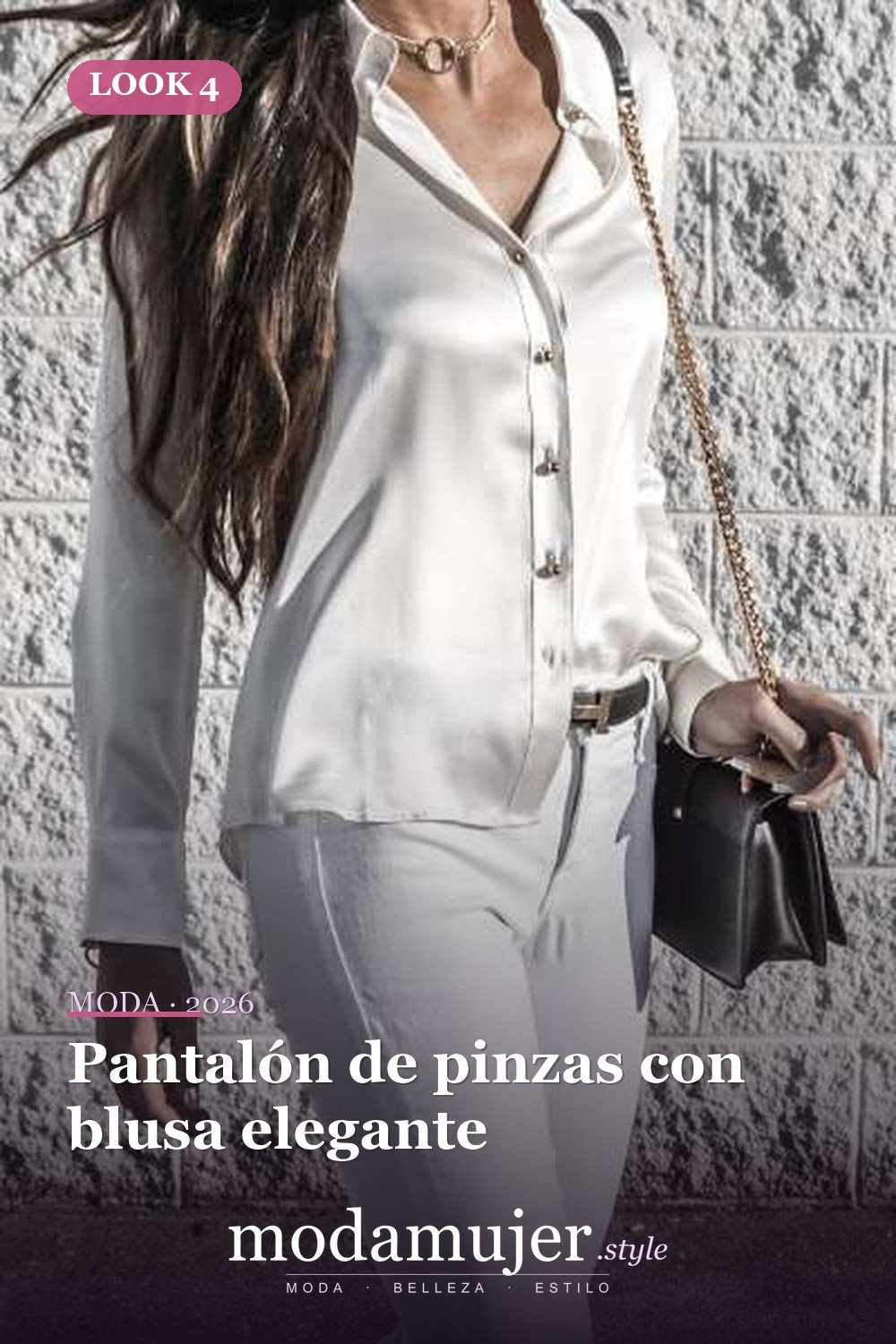 Pantalón de pinzas con blusa elegante — 38 trajes de trabajo de primavera elegantes y favorecedores para mujeres en 2026
