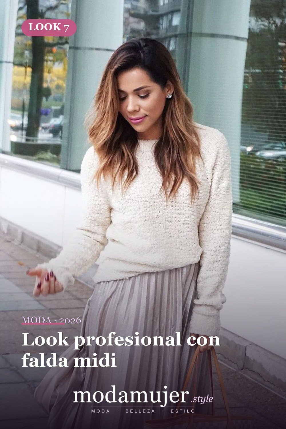 Look profesional con falda midi — 38 trajes de trabajo de primavera elegantes y favorecedores para mujeres en 2026
