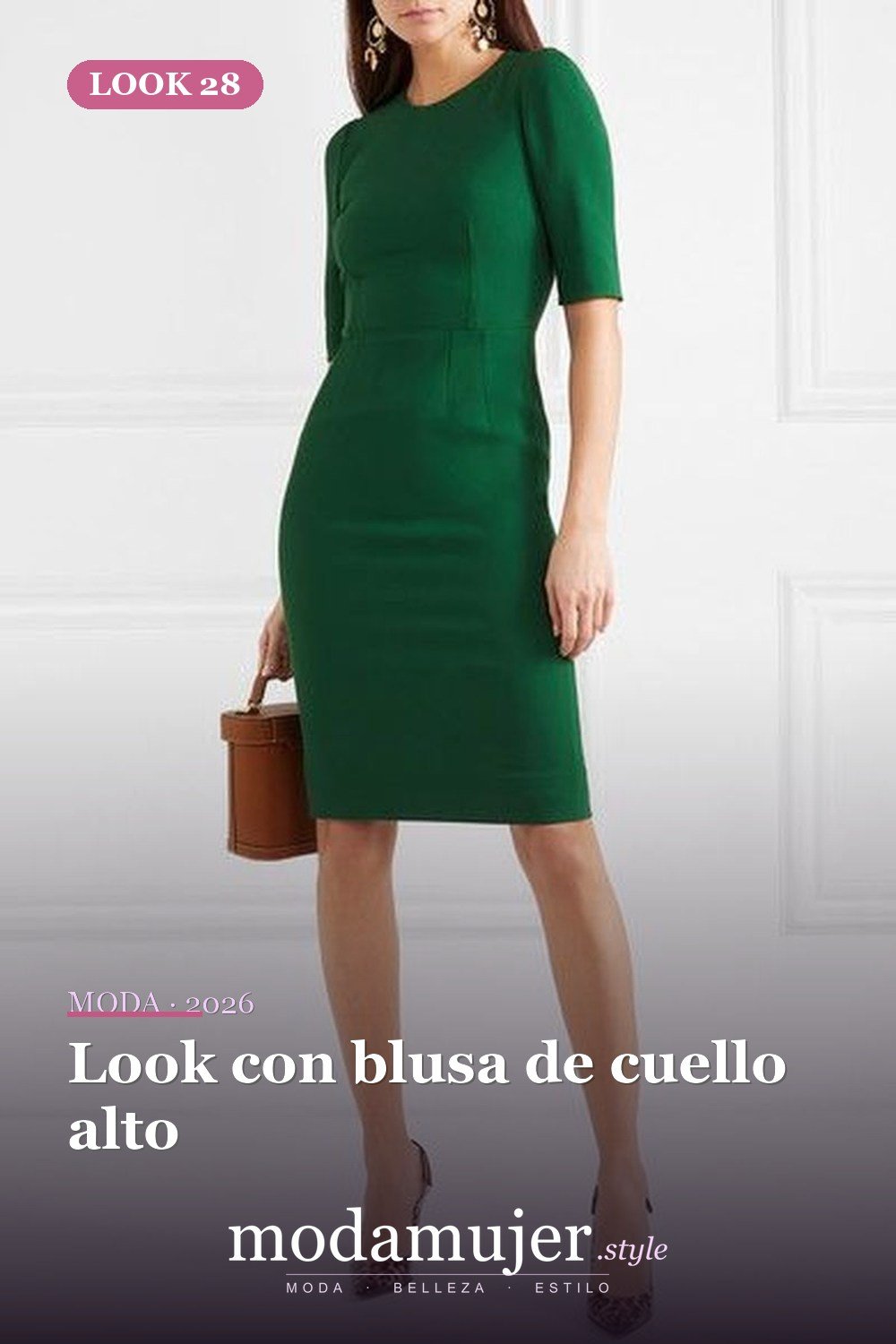 Look con blusa de cuello alto — 38 trajes de trabajo de primavera elegantes y favorecedores para mujeres en 2026