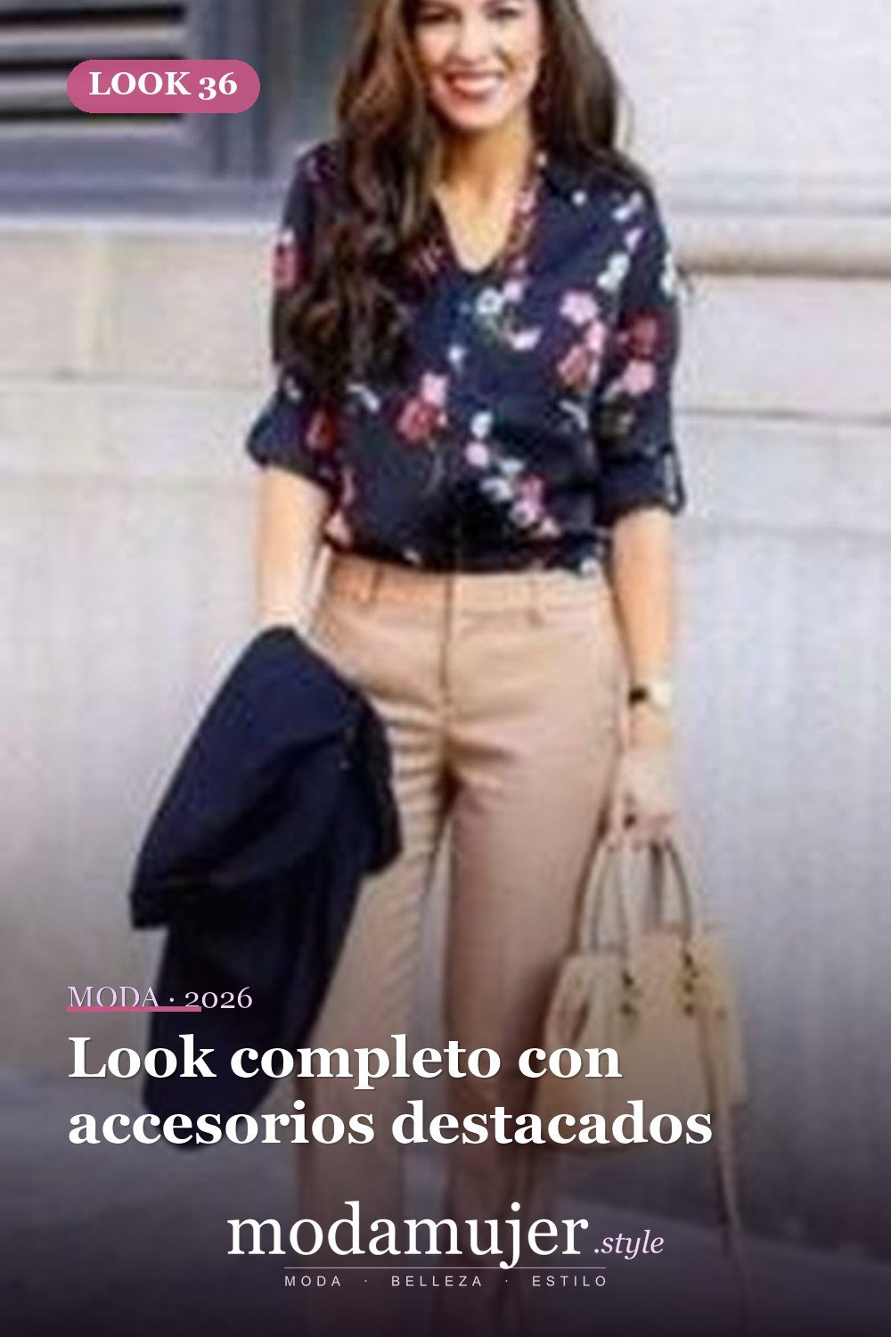 Look completo con accesorios destacados — 38 trajes de trabajo de primavera elegantes y favorecedores para mujeres en 2026