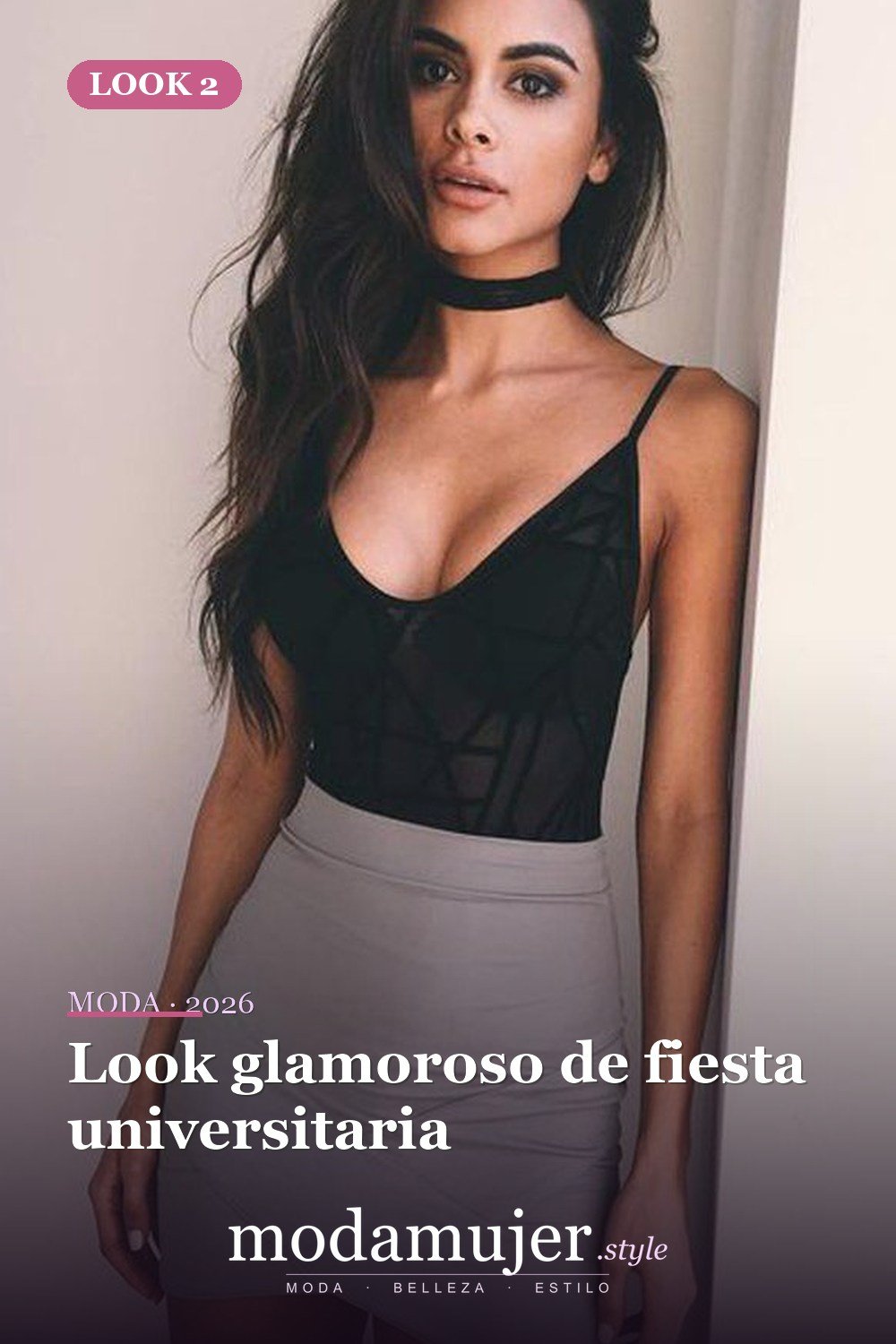 Look glamoroso de fiesta universitaria — 39 Outfits de Club para una Noche Inolvidable en 2026