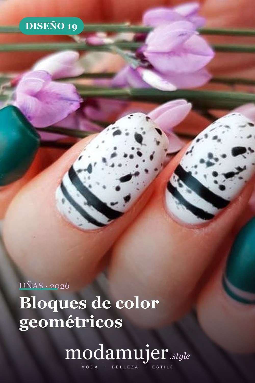 Bloques de color geométricos — 40 acogedoras ideas de diseños de uñas aztecas que te encantarán
