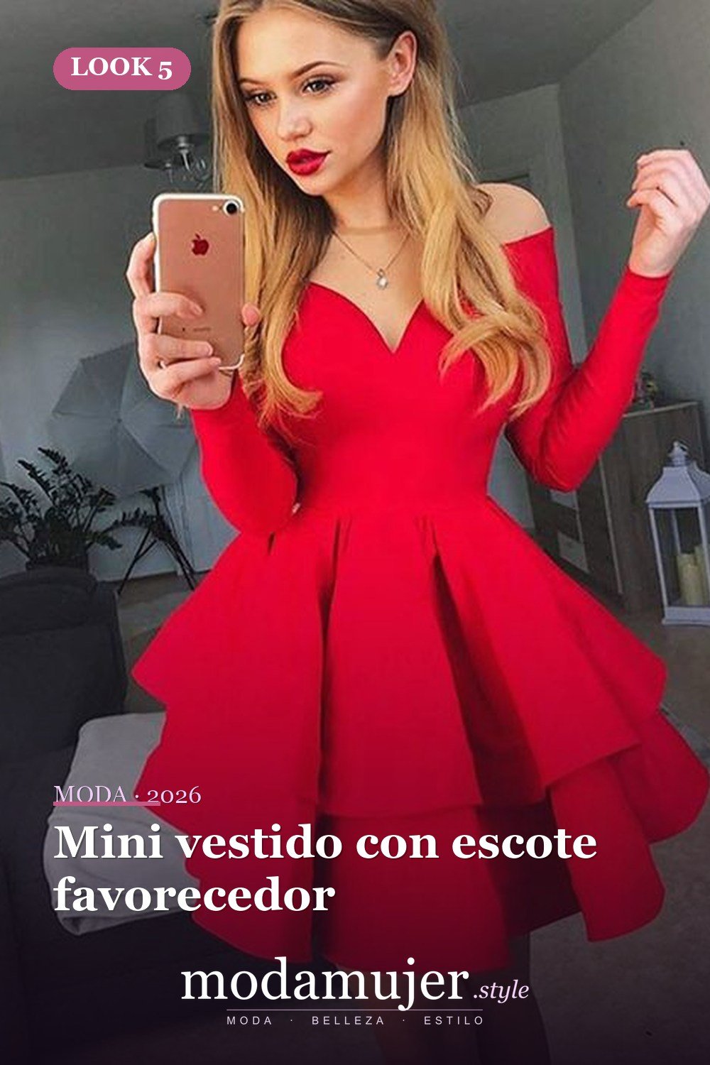Mini vestido con escote favorecedor — 40 de las mejores ideas de mini vestido de fiesta para lucir atractiva