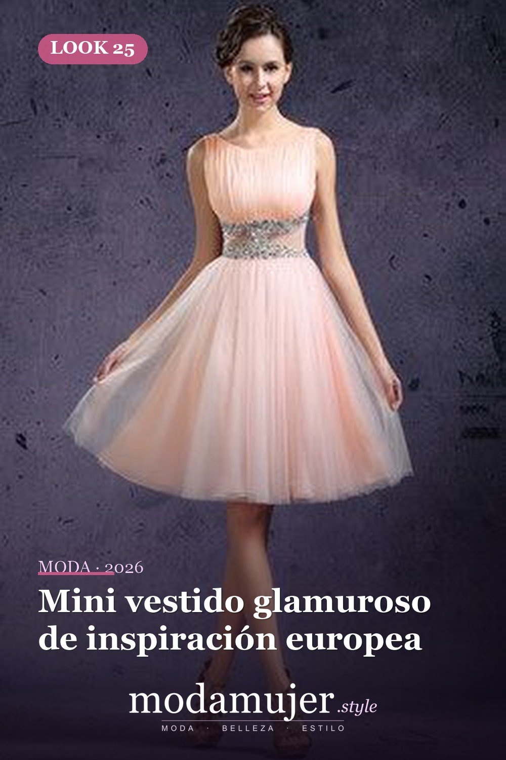 Mini vestido glamuroso de inspiración europea — 40 de las mejores ideas de mini vestido de fiesta para lucir atractiva