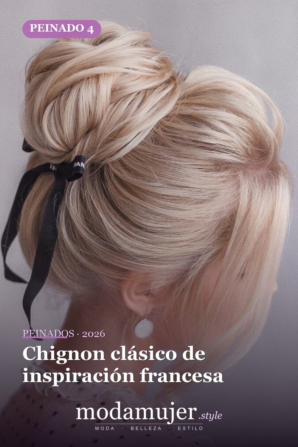 Chignon clásico de inspiración francesa — 40 Updos para cabello largo para cualquier ocasión