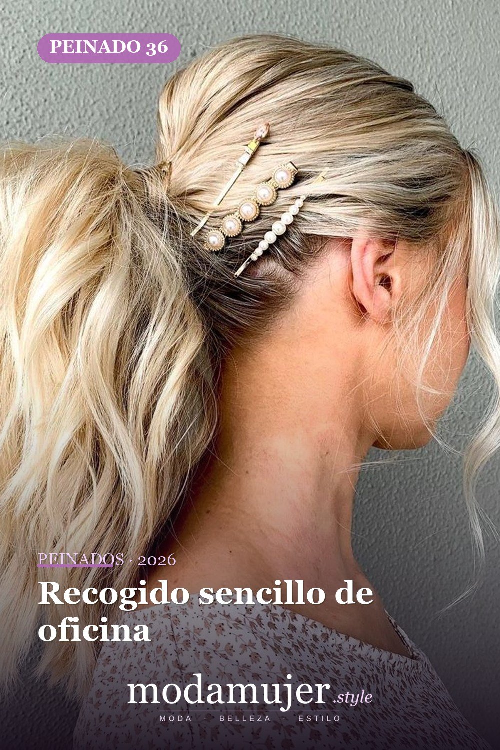 Recogido sencillo de oficina — 40 Updos para cabello largo para cualquier ocasión