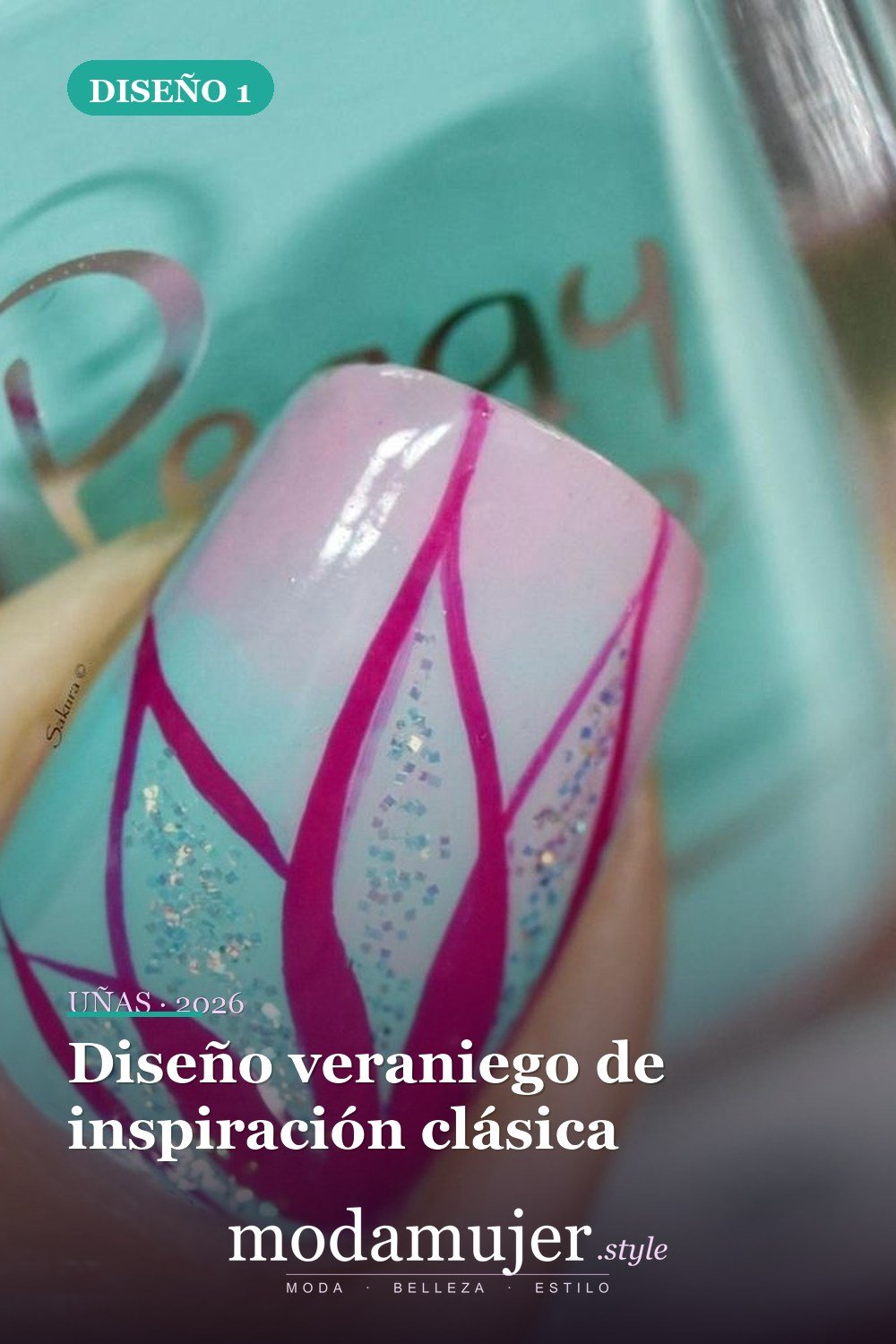 Diseño veraniego de inspiración clásica — 43 ideas populares de diseños de uñas para el verano