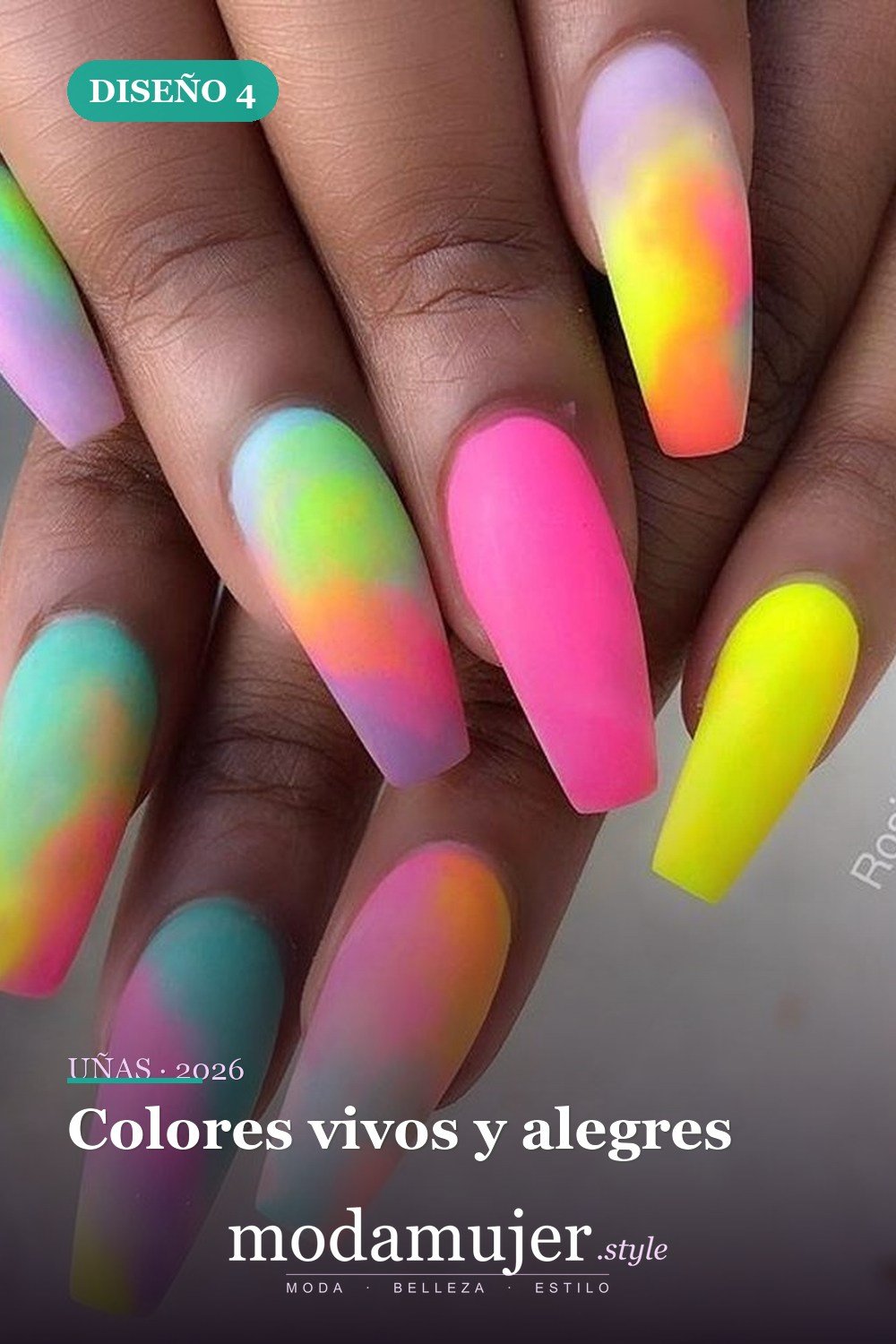 Colores vivos y alegres — 43 ideas populares de diseños de uñas para el verano