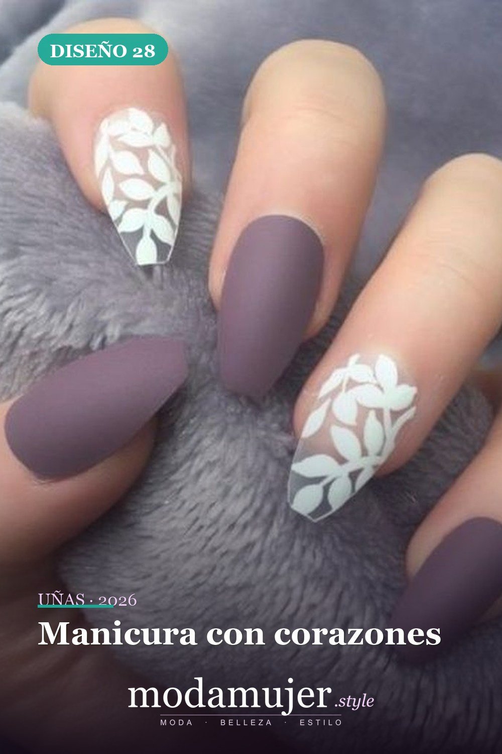 Manicura con corazones — 43 ideas populares de diseños de uñas para el verano