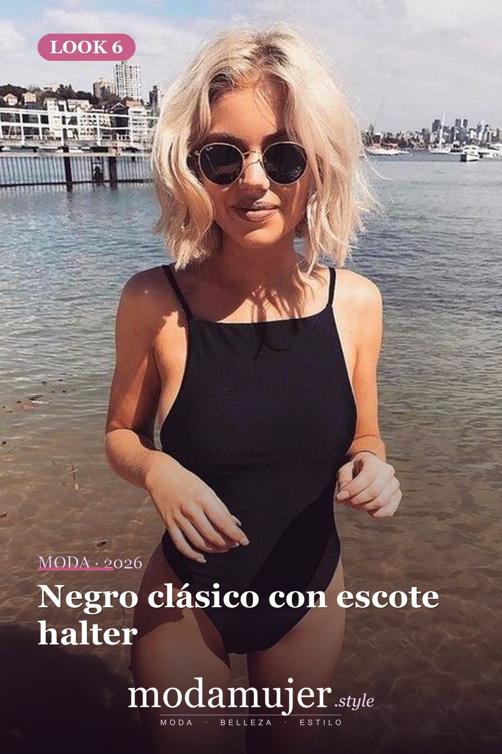 Negro clásico con escote halter — 43 trajes de baño de una pieza sensuales para el verano 2026