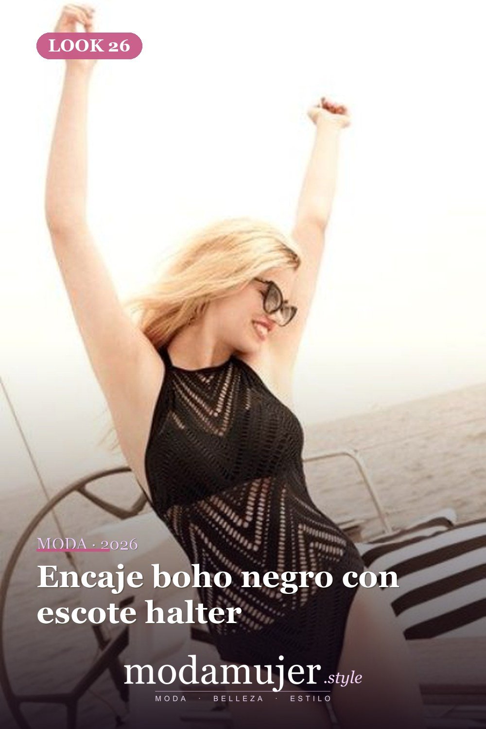 Encaje boho negro con escote halter — 43 trajes de baño de una pieza sensuales para el verano 2026