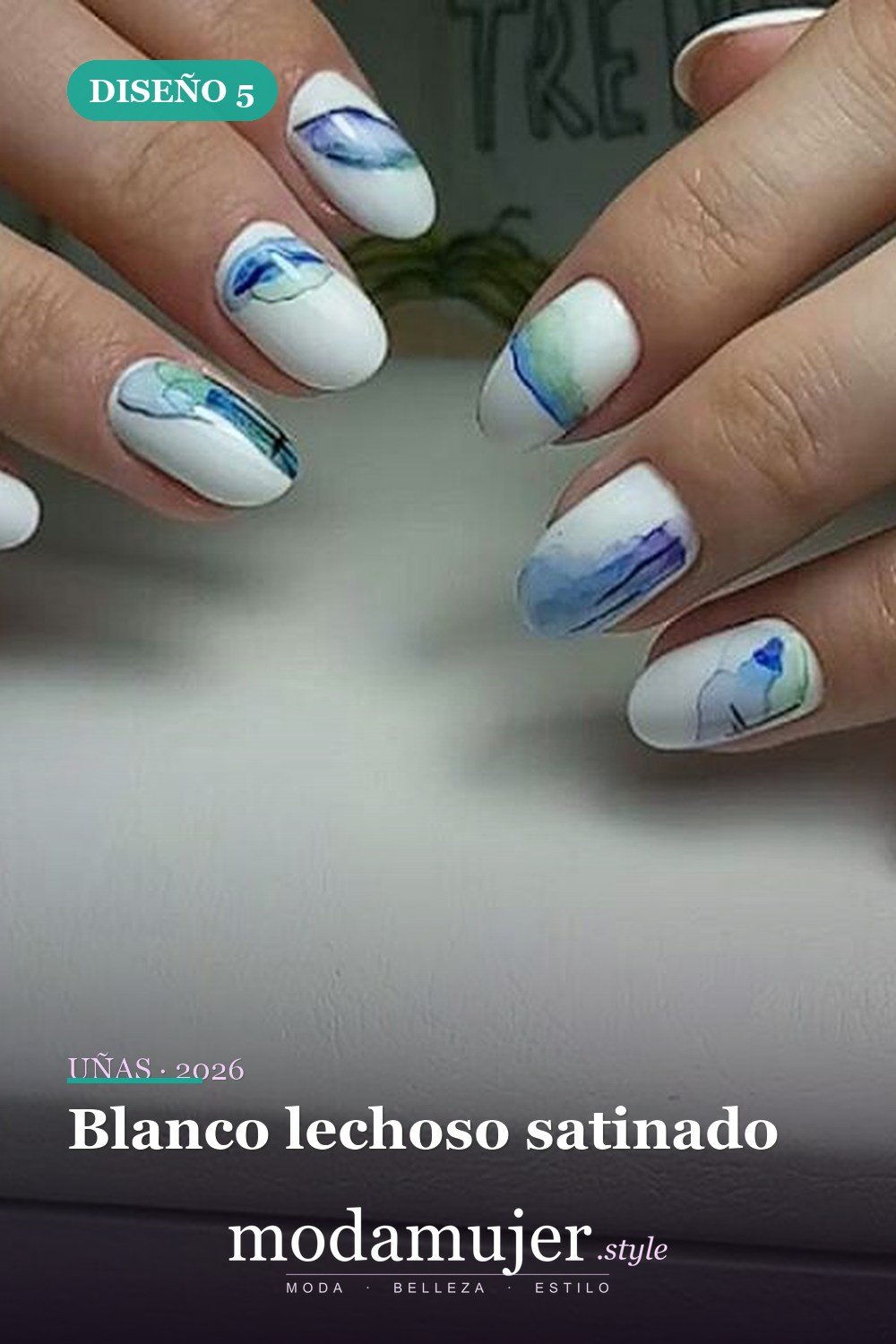 Blanco lechoso satinado — 46 ideas del mejor diseño de uñas simple y elegante