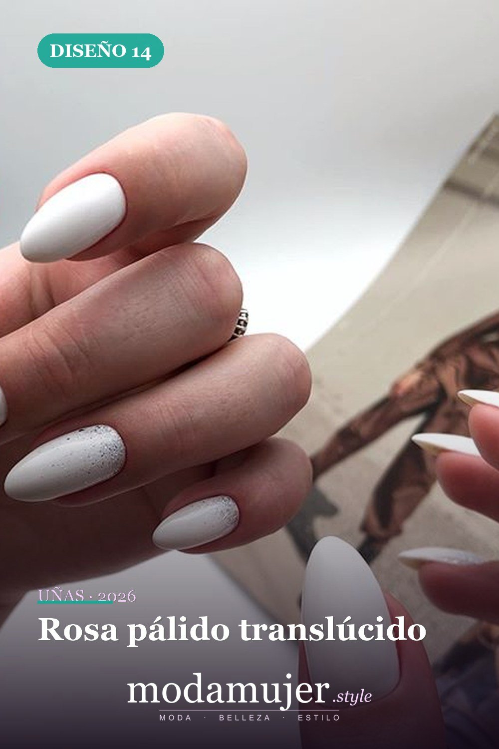 Rosa pálido translúcido — 46 ideas del mejor diseño de uñas simple y elegante