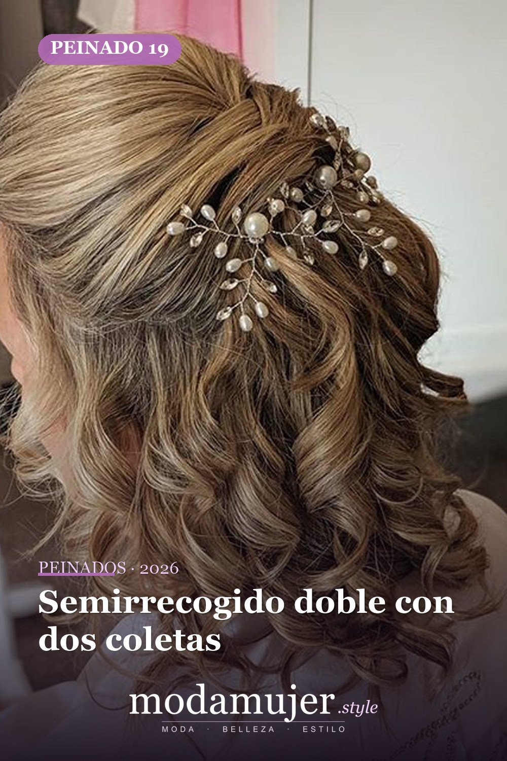Semirrecogido doble con dos coletas — 46 peinados semirrecogidos sencillos para el día a día