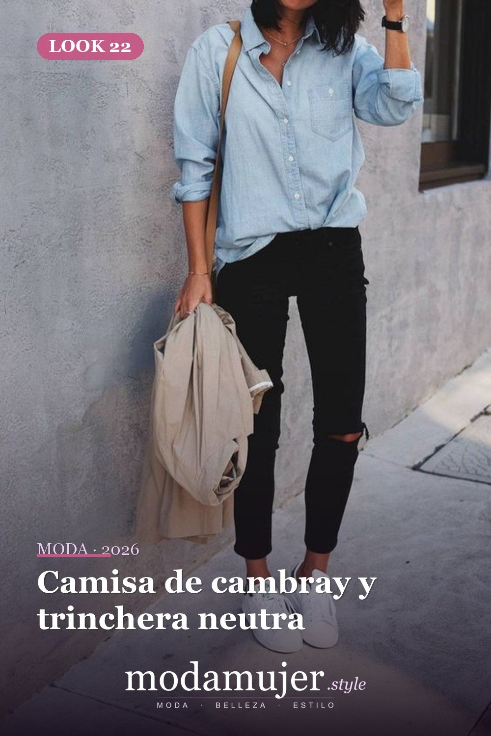 Camisa de cambray y trinchera neutra — 46 trajes casuales de primavera elegantes y bonitos para 2026