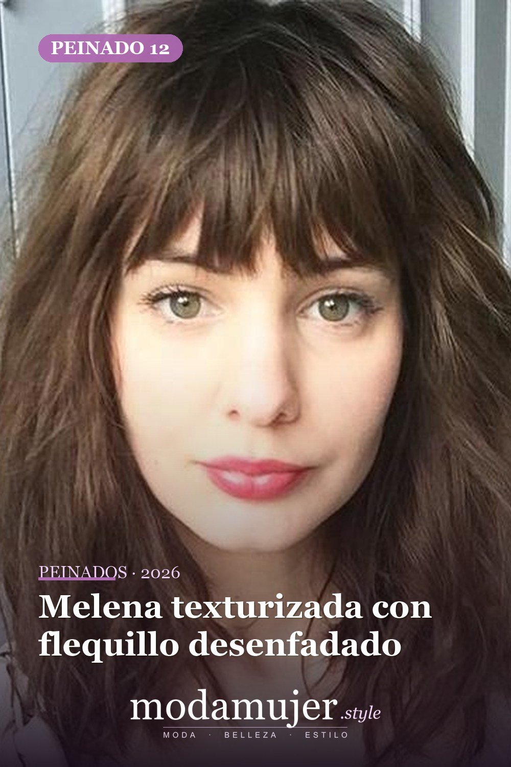 Melena texturizada con flequillo desenfadado — 47 cortes de pelo de longitud media con flequillo