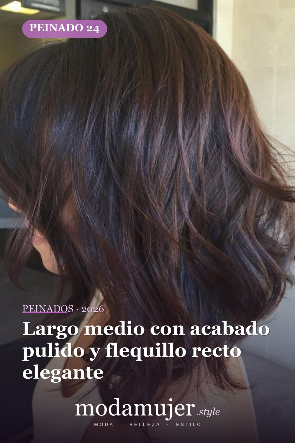 Largo medio con acabado pulido y flequillo recto elegante — 47 cortes de pelo de longitud media con flequillo
