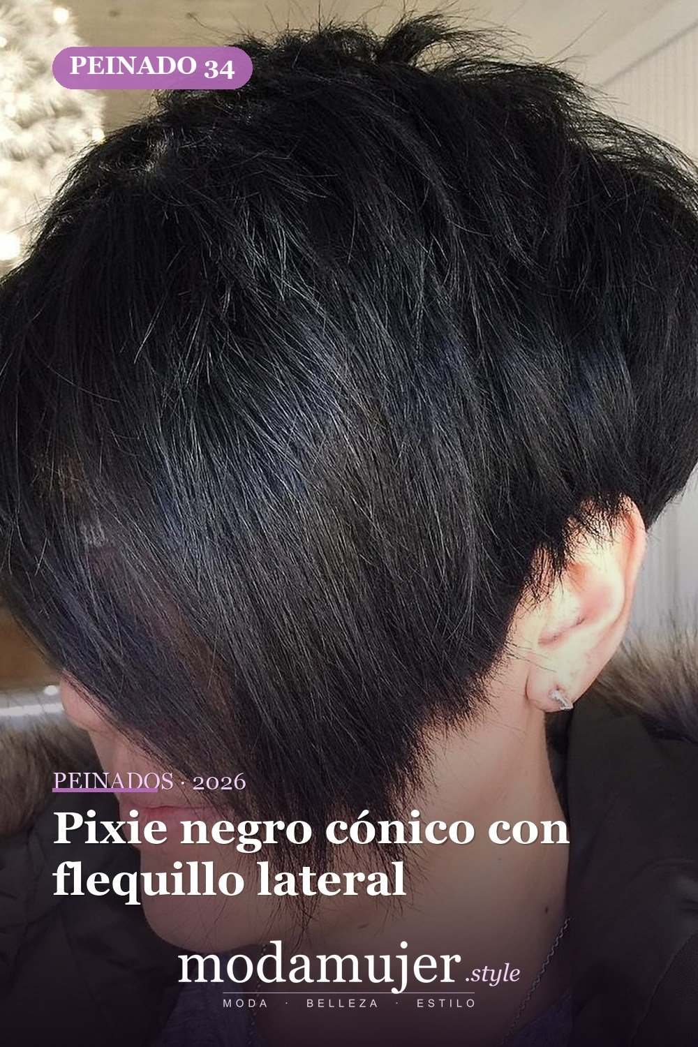 Pixie negro cónico con flequillo lateral — 49 cortes largos de pixie para destacar en 2026