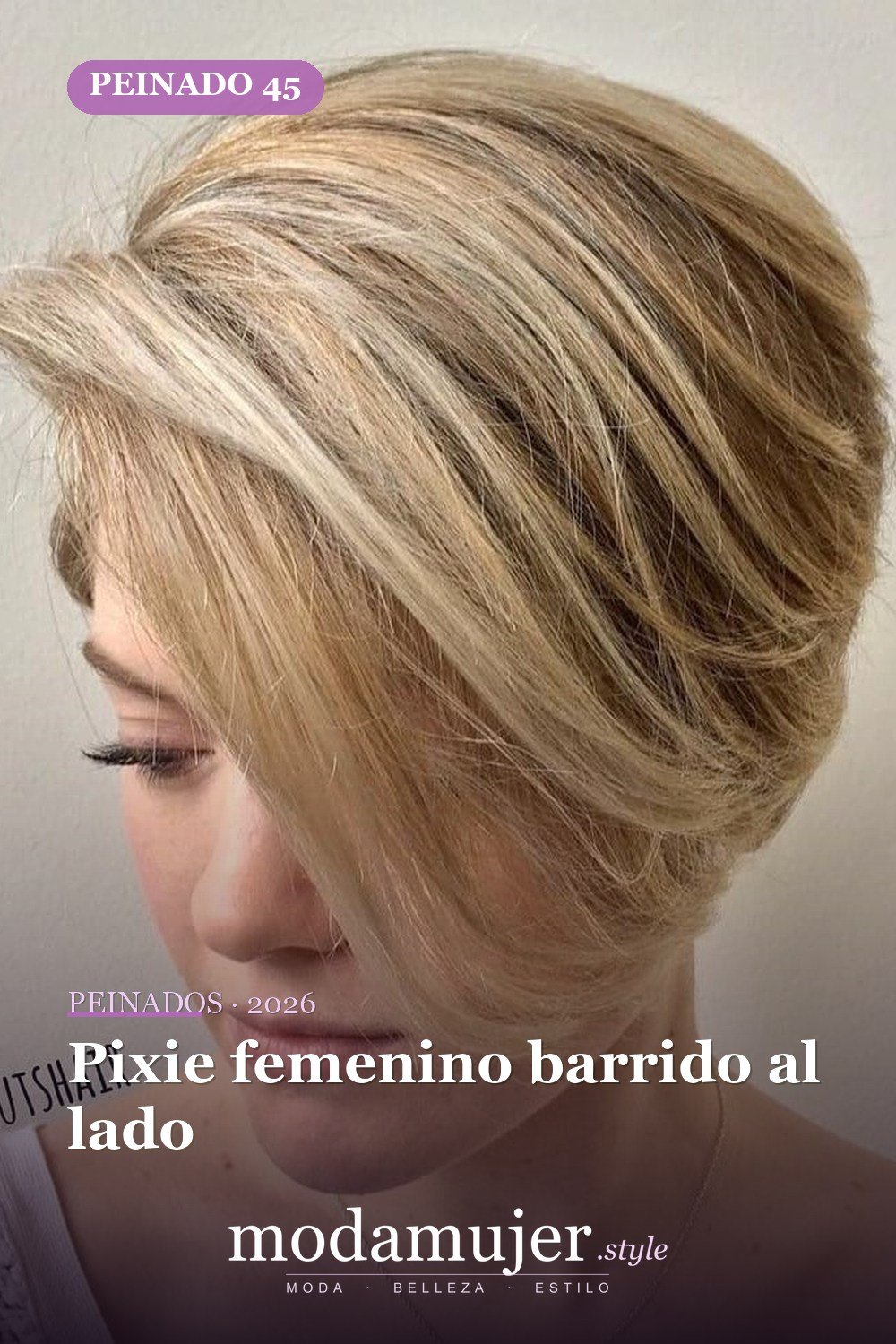Pixie femenino barrido al lado — 49 cortes largos de pixie para destacar en 2026