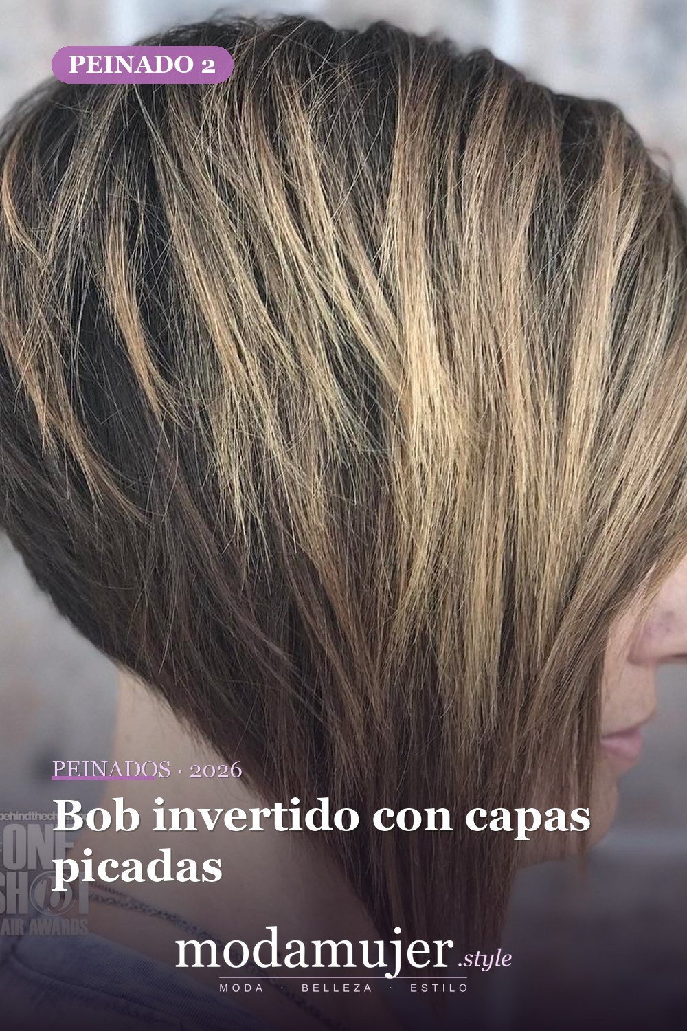 Bob invertido con capas picadas — 50 bobs apilados y cortes de pelo escalonados que querrás probar