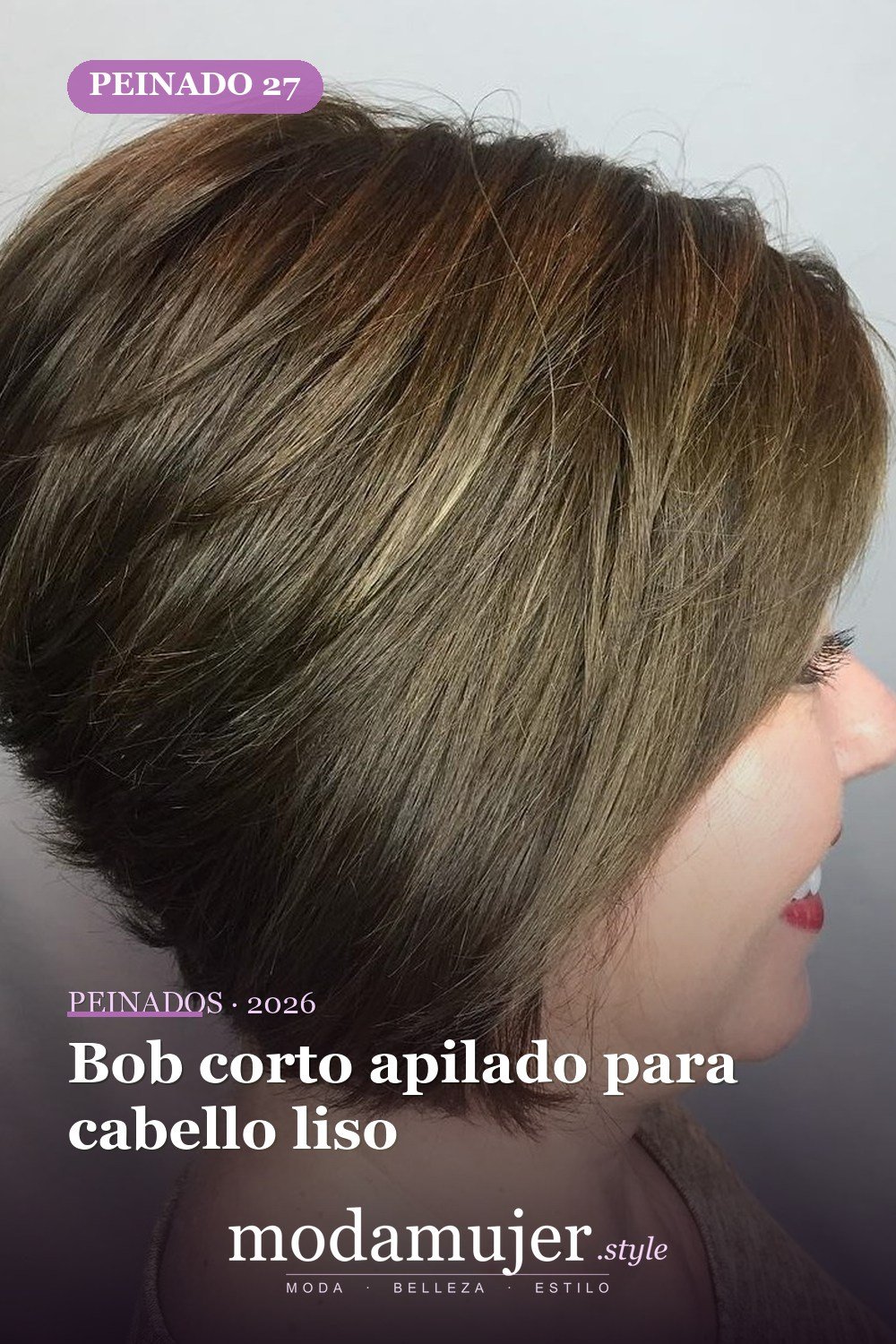 Bob corto apilado para cabello liso — 50 bobs apilados y cortes de pelo escalonados que querrás probar